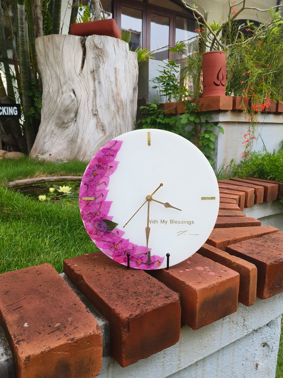 Protection Flower Resin Wall Clock