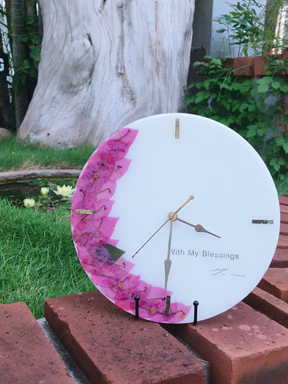 Protection Flower Resin Wall Clock
