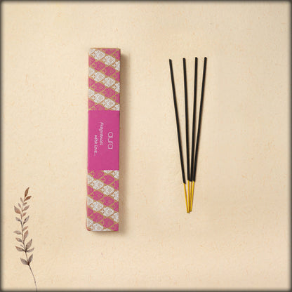 aura fragrances with love