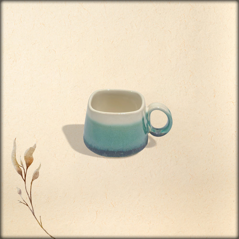 Tea cup tricolor