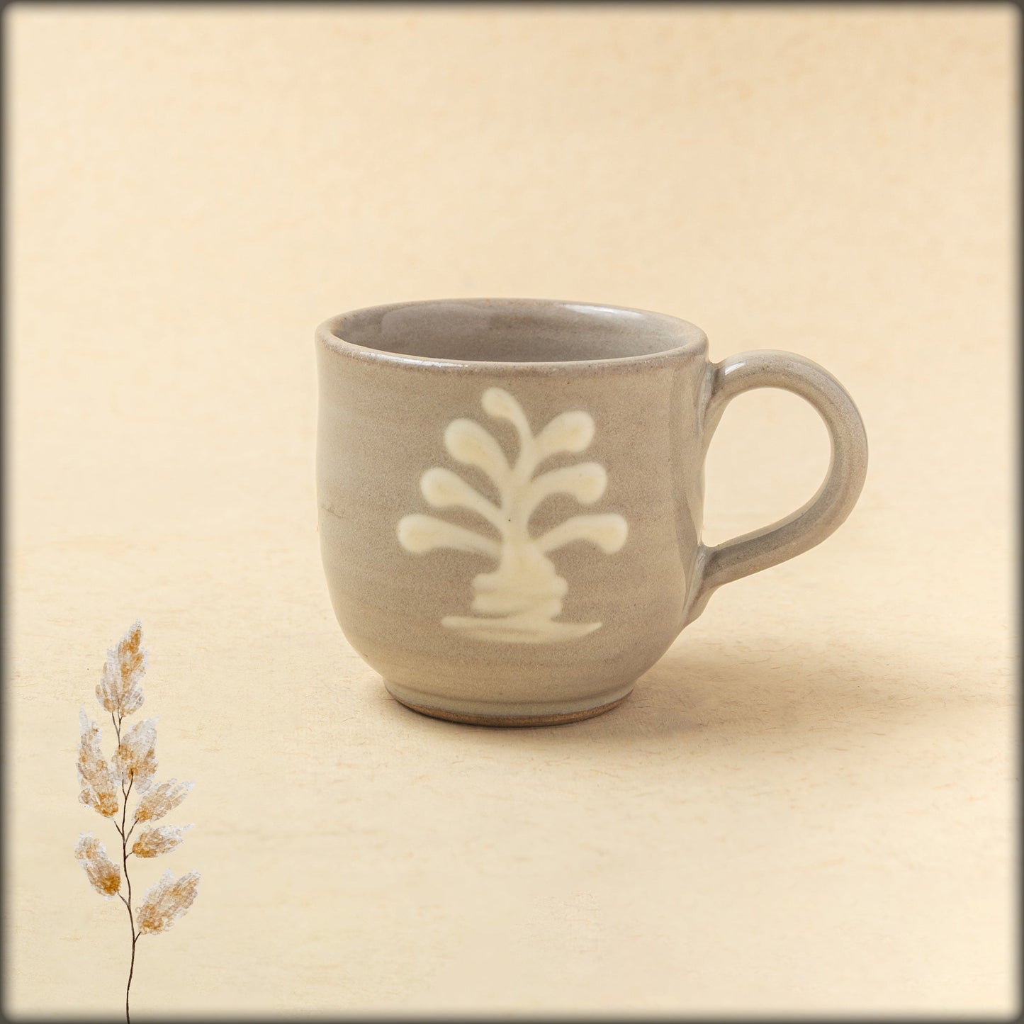 aura light grey design mug