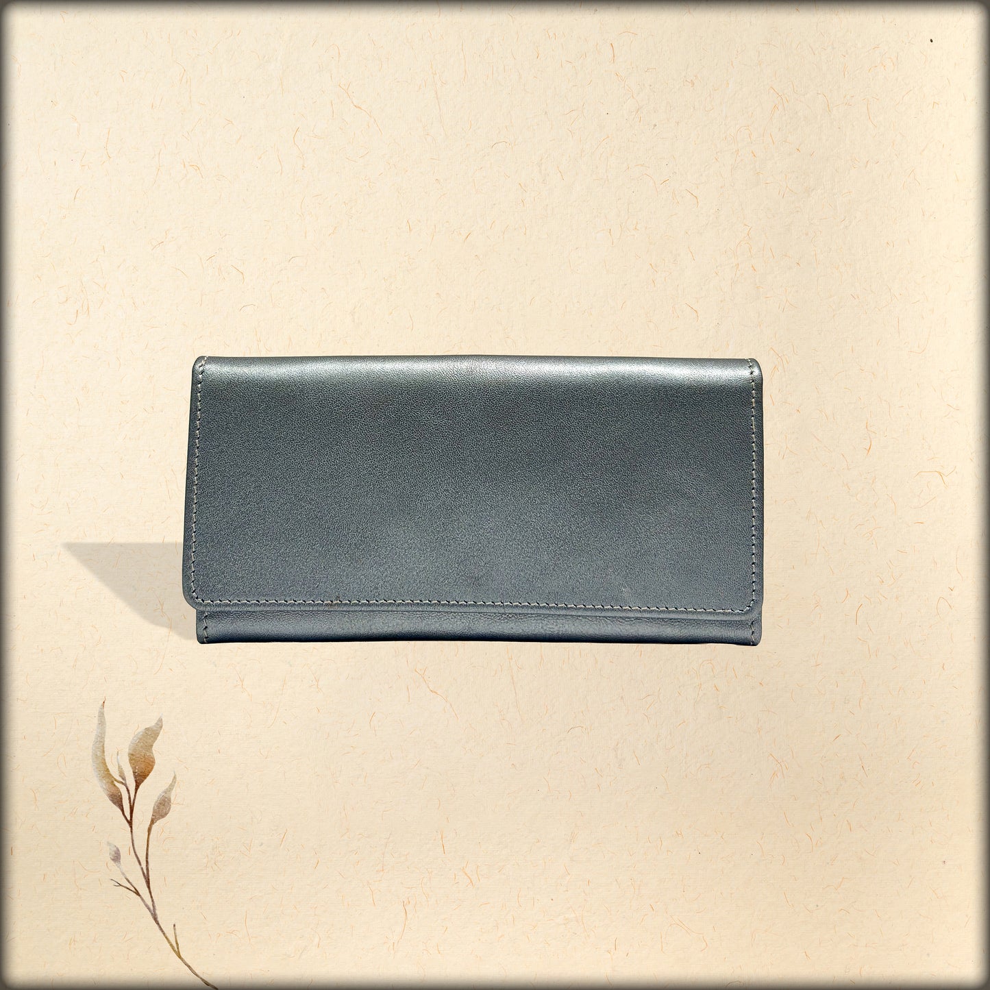 aura gunmetal grey leather women’s wallet
