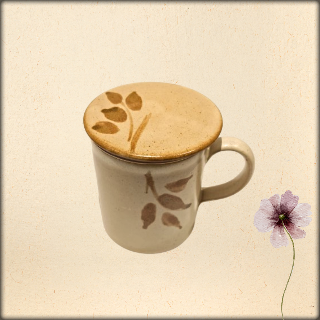 aura ceramic tea cup with infuser & lid | 300ml beige foliage mug