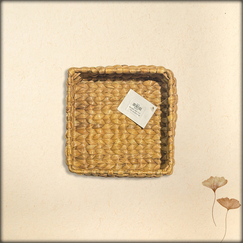 hyacinth  square tray