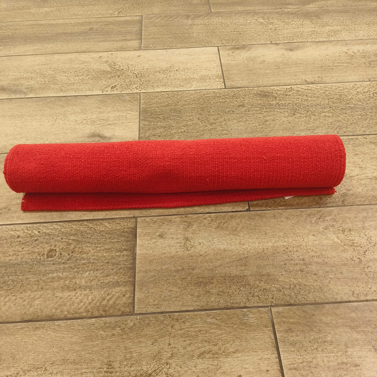 red-color-yoga-mat-for-daily-routine