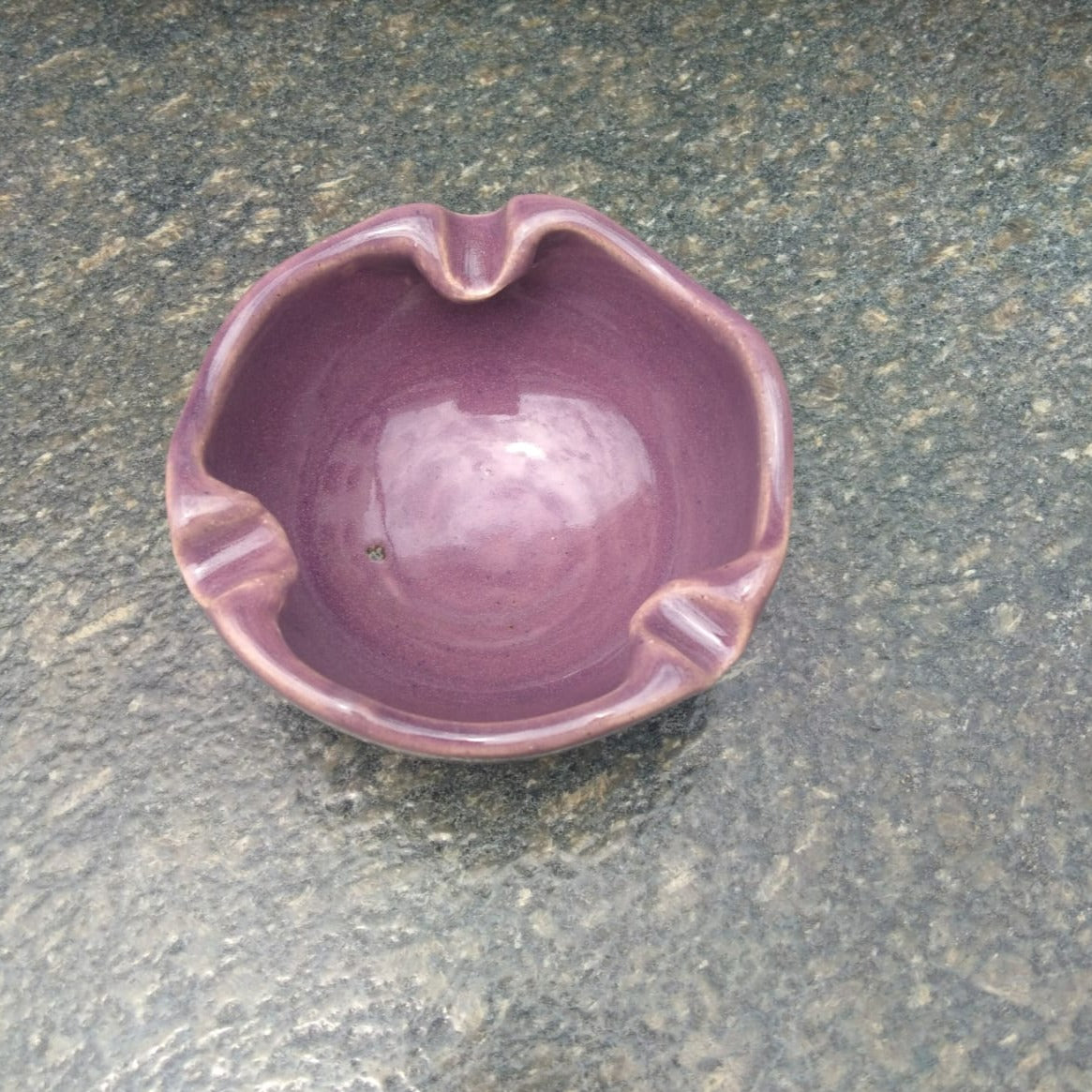 light-weight-violet-ash-holder-from-aura-boutique-pondicherry