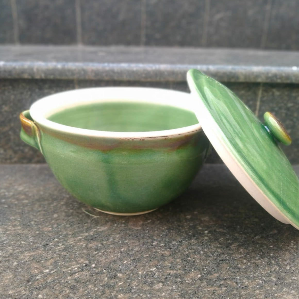 Light Green Handcrafted Ceramic Cassarole Bowl with a Lid