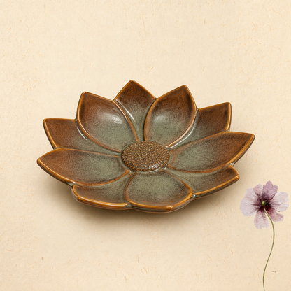 aura flora sculpted ceramic serving platter – large