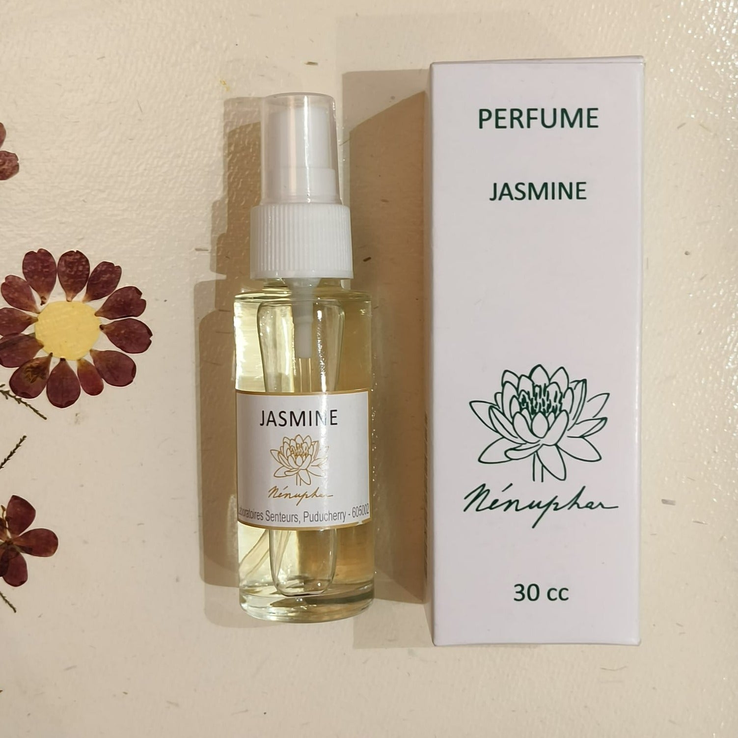 long-lasting-jasmine-perfume-for-daily-use-from-aura-experience-store-pondicherry