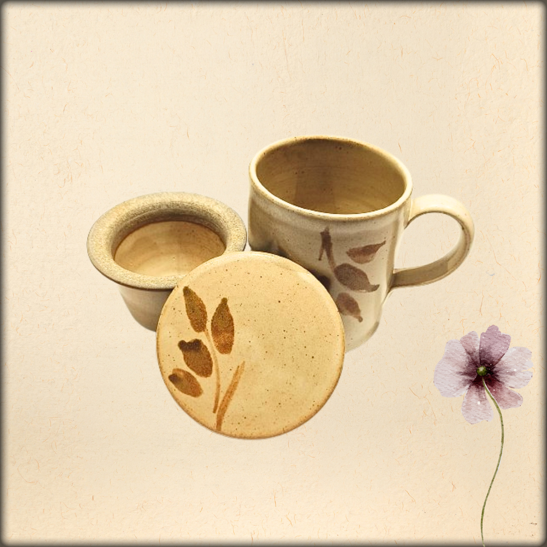 aura ceramic tea cup with infuser & lid | 300ml beige foliage mug
