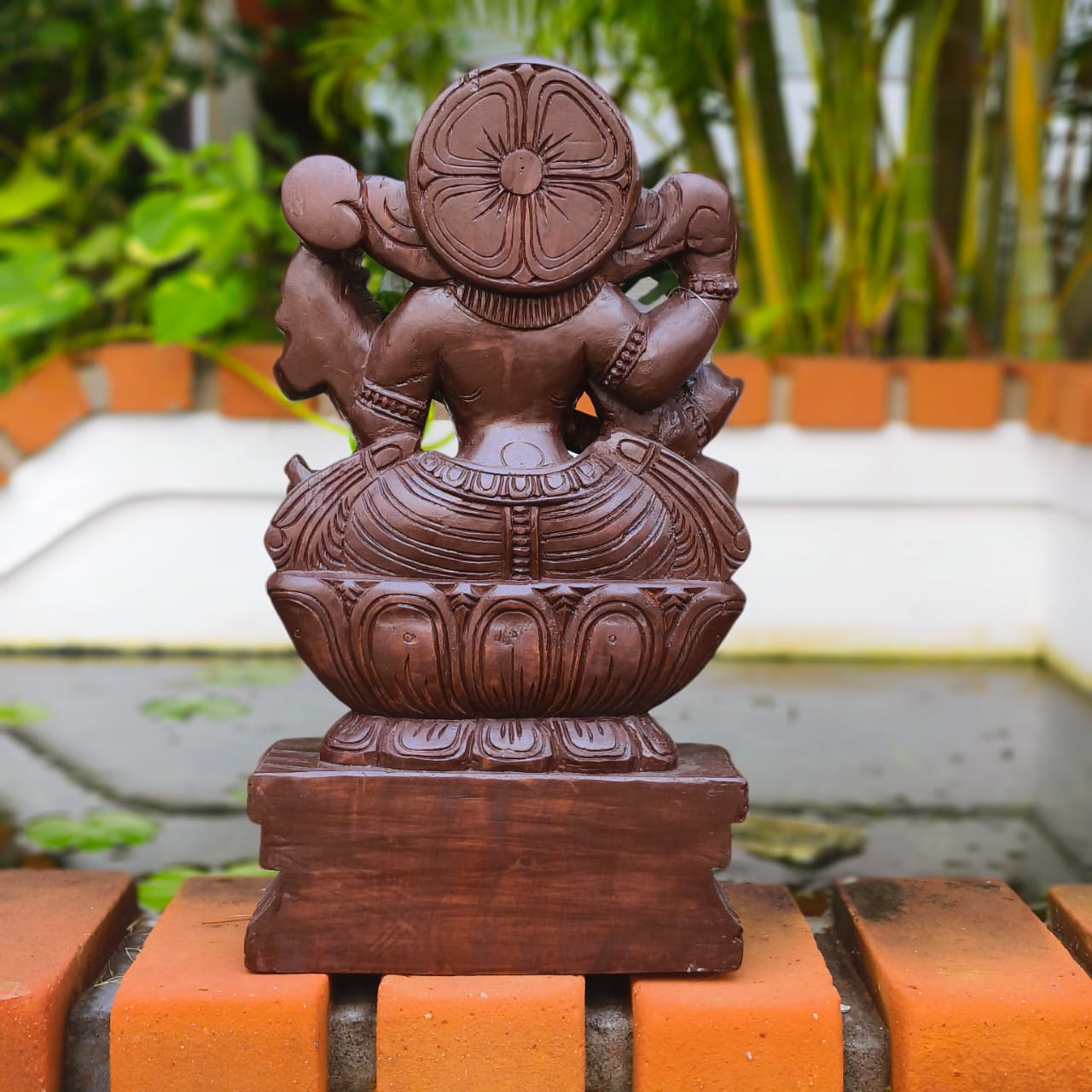 Goddess Saraswathi Statue