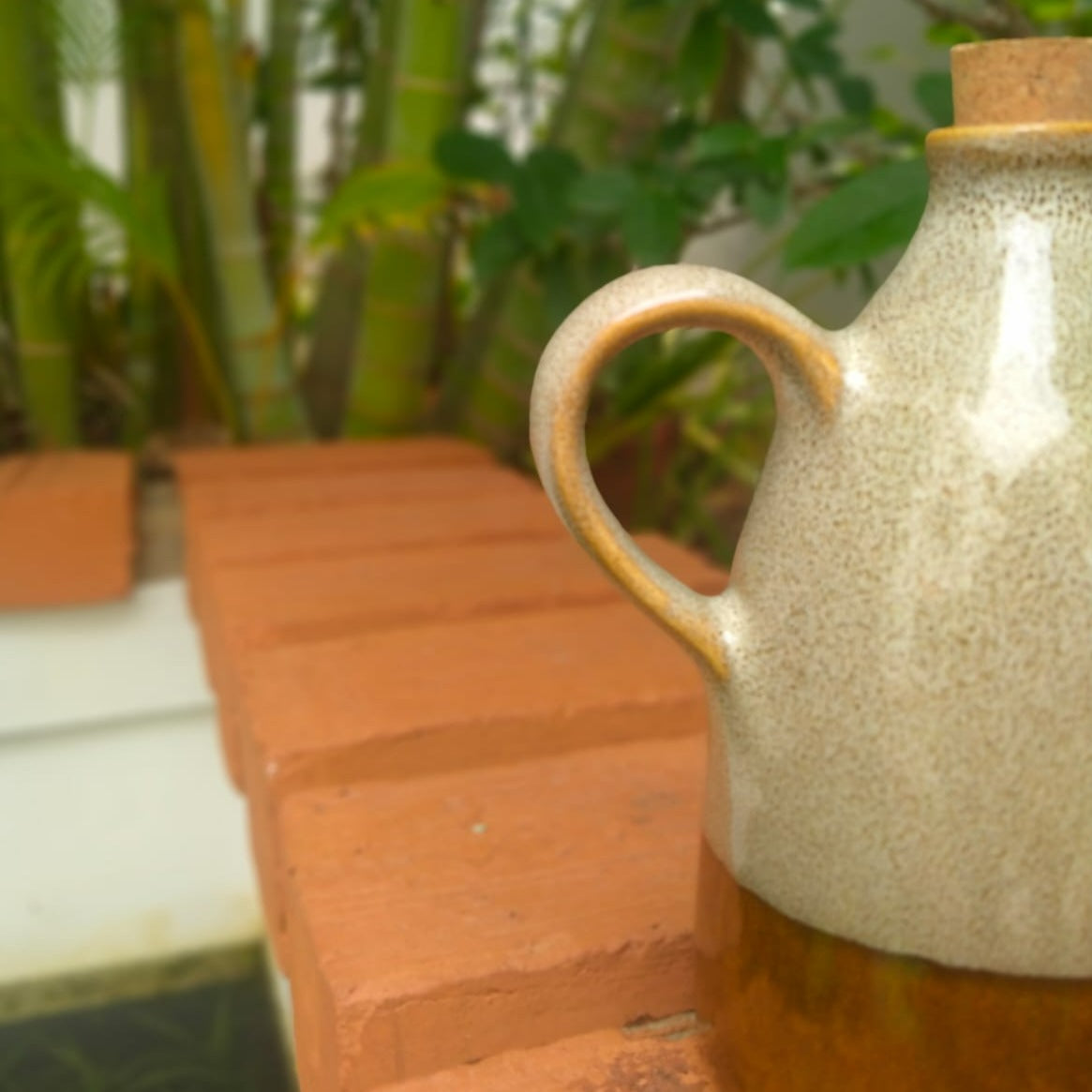 unique-and-comportable-to-handle-the-ceramic-oil-jug-in-aura-experience-store-pondicherry