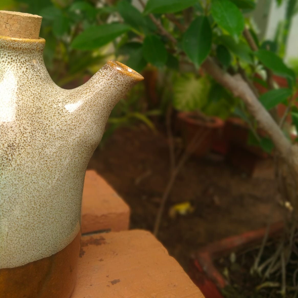 ceramic-oil-jug-is-perfect-gift-for-your-loved-one-in-aura-experience-store-pondicherry