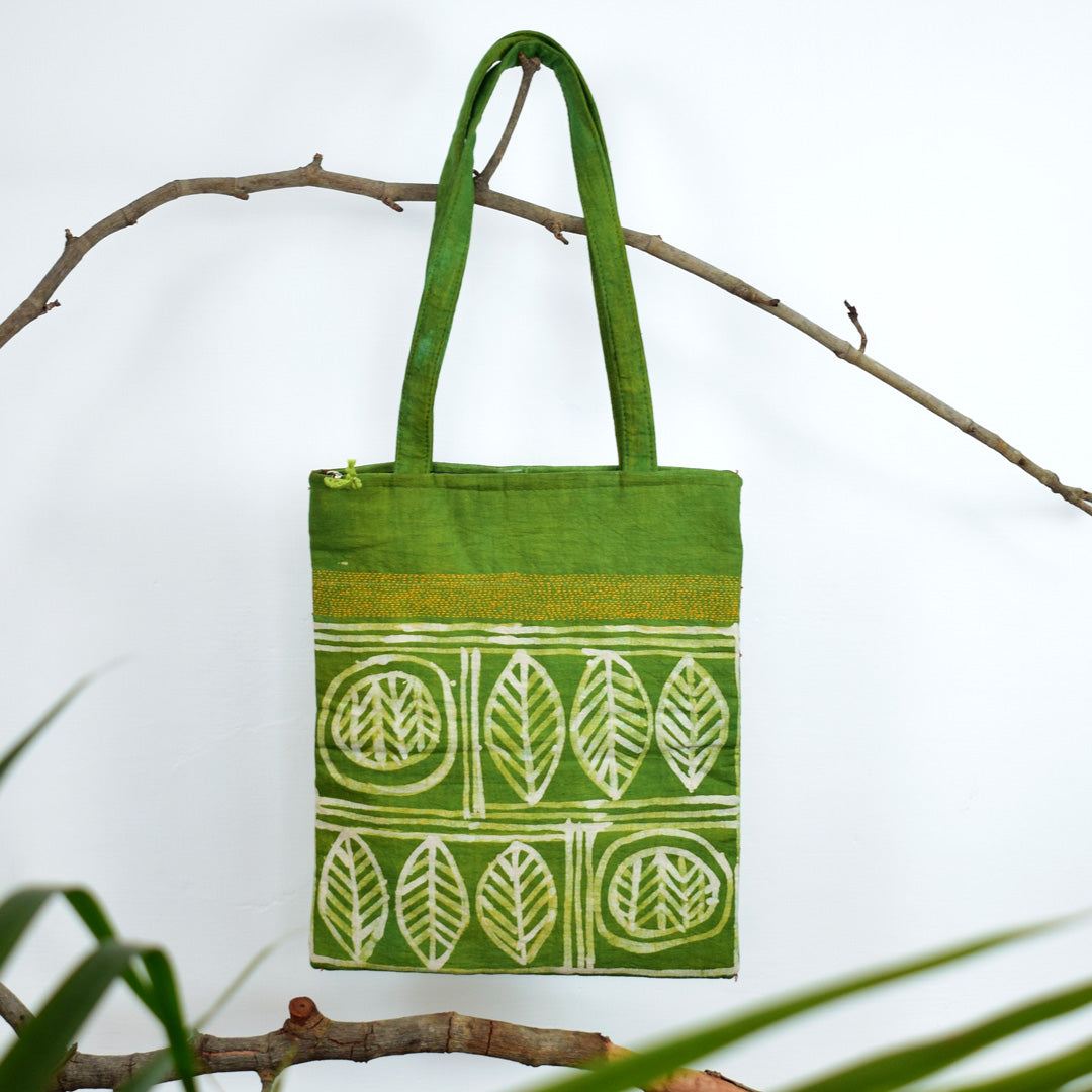 eco-friendly-green-kantha -tie-dye-bag-made-from-recycled-materials-with-storage-space-in-aura-store-pondicherry