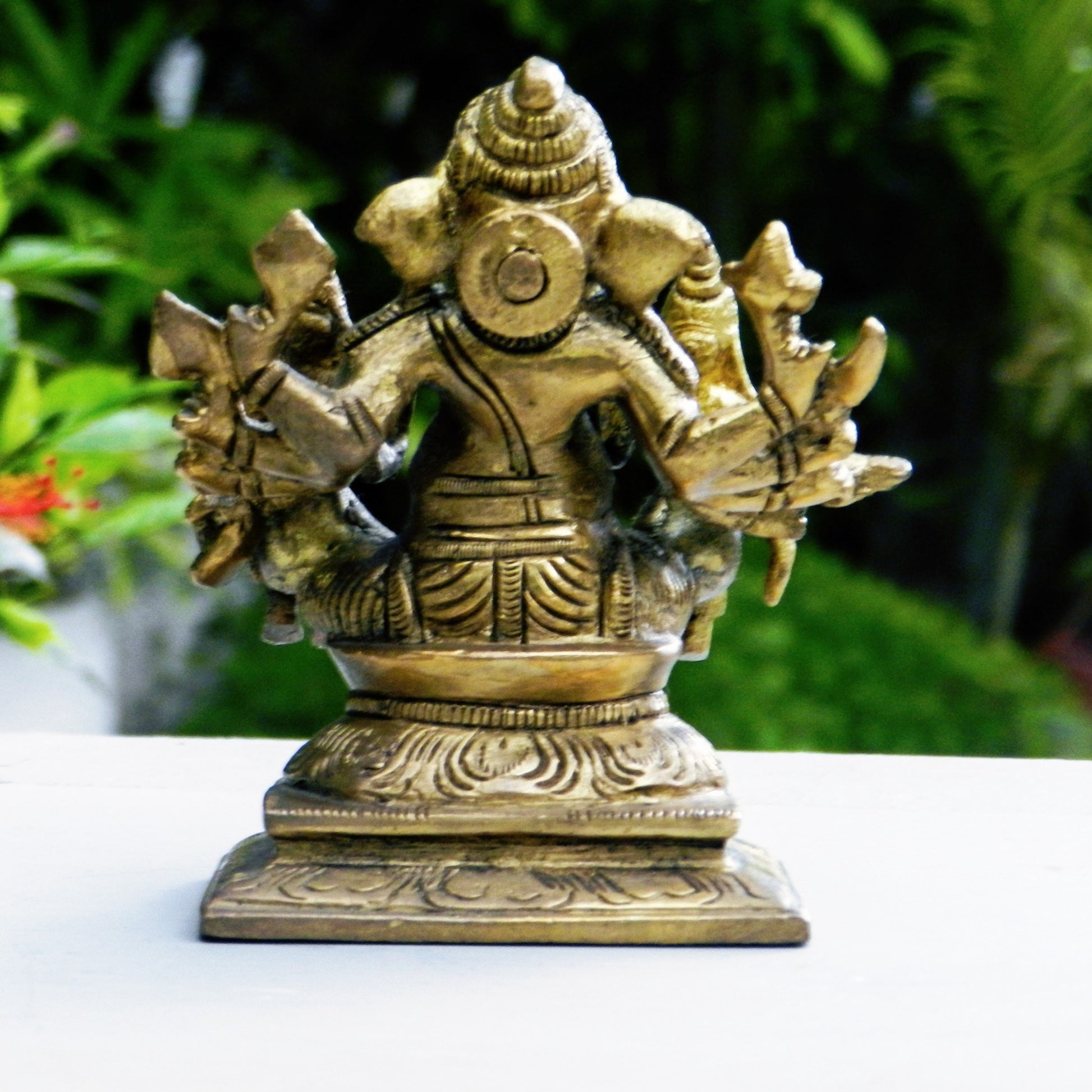 online-shopping-auspicious-piece-is-perfect-and-a-great-idea-for-gifting-your-loved-and-dear-ones-for-weddings-anniversaries-festivals-birthdays-in-aura-store-pondicherry