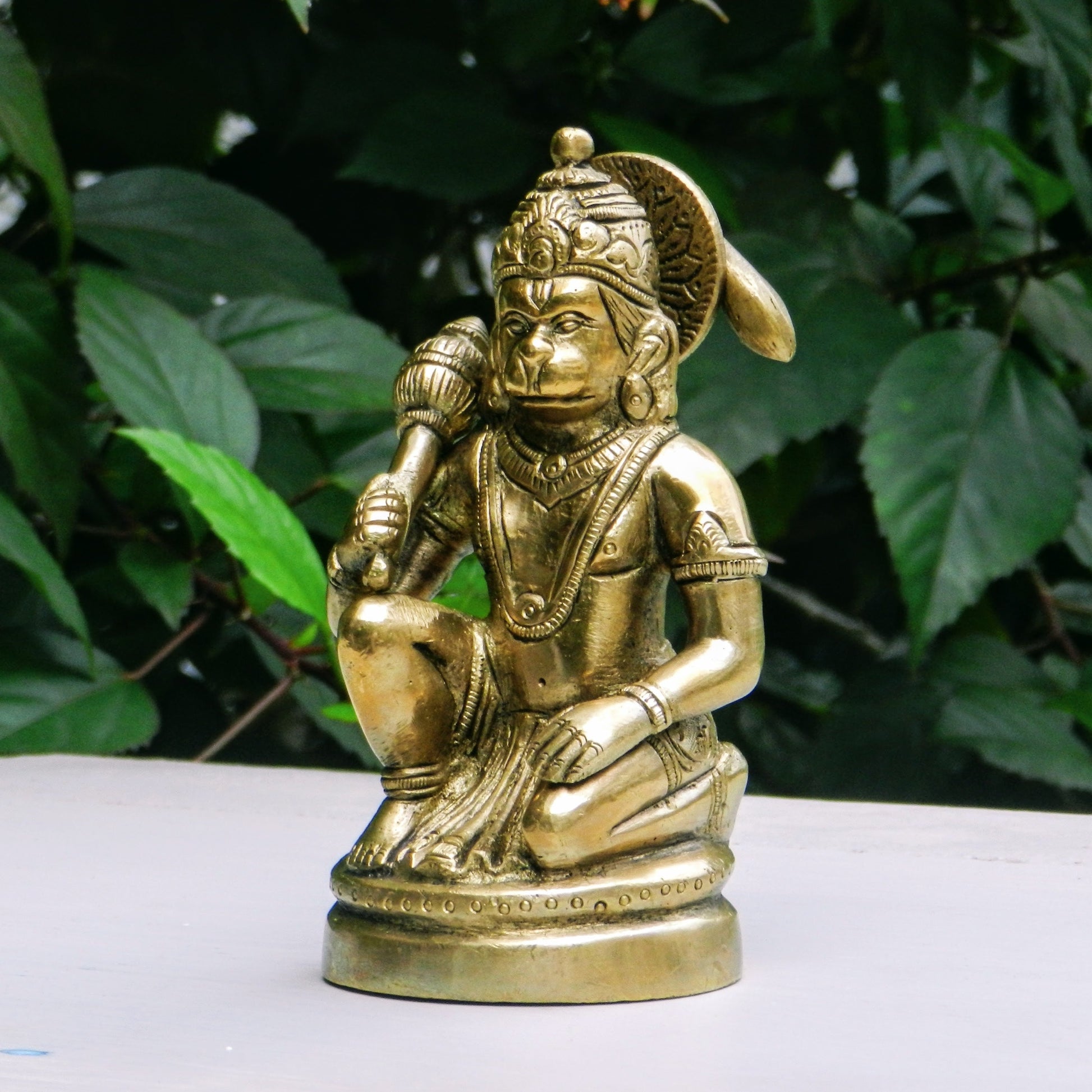 traditional-hanuman-statue-for-home-office-living-room-decor-or-as -a-ideal-lucky-gift-item-for-your-loved-ones-in-aura-store-pondicherry