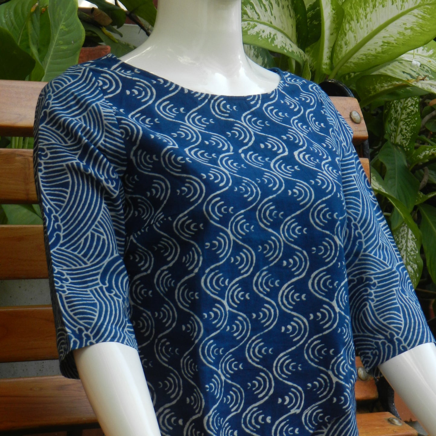 soft-and-skin-friendly-kurta-cotton-blue-for-causal-wear-in-aura-store-pondicherry