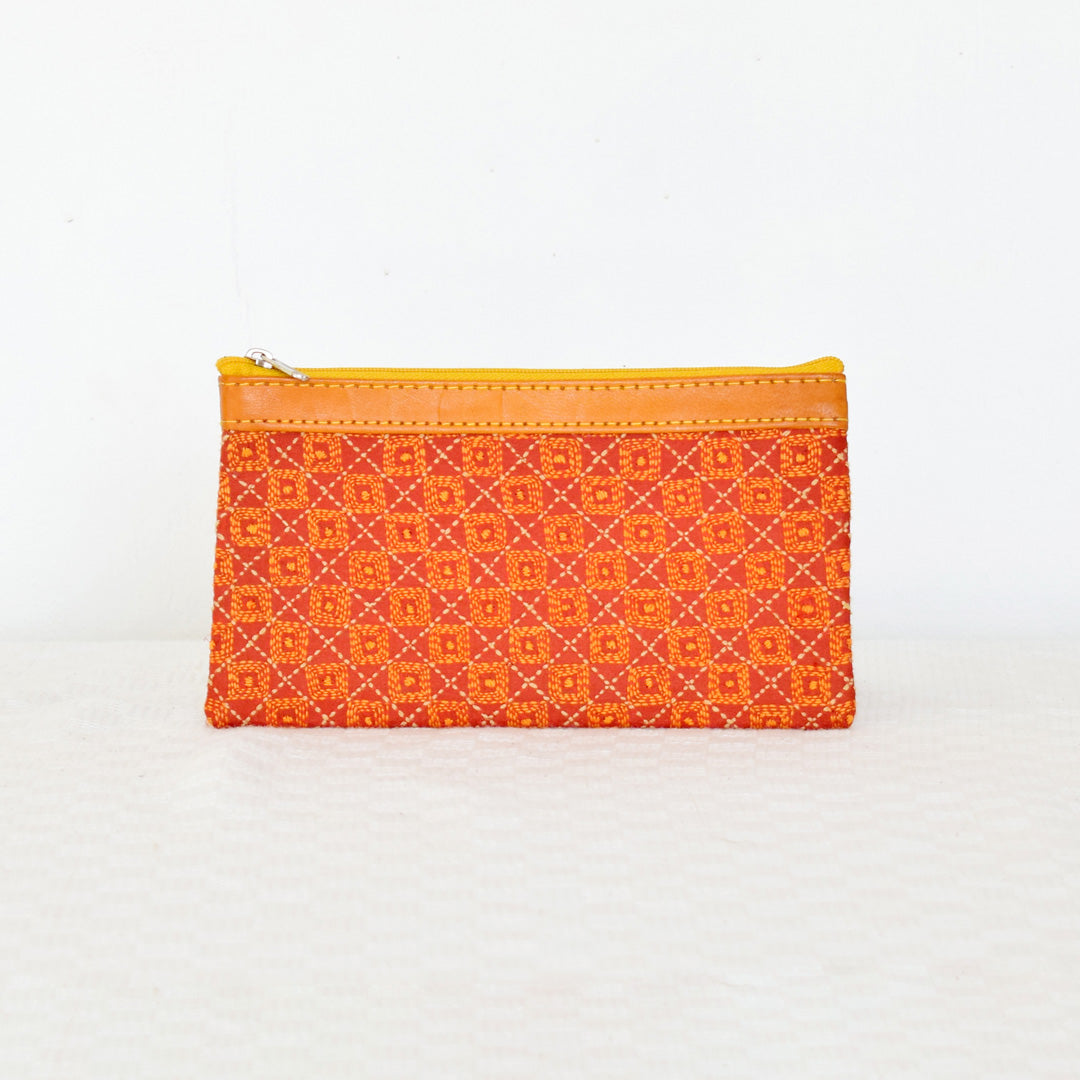 artisanal-kantha-bag-with-convenient-zipper-top-in-aura-boutique-pondicherry