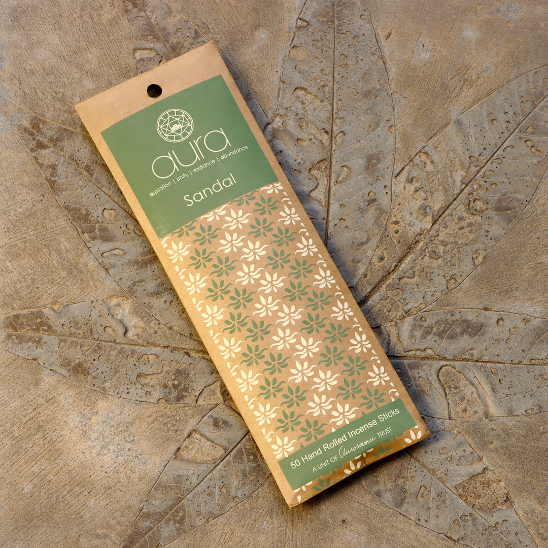 natural-eco-friendly-sandal-incense-sticks-gives-a-feel-good-strength-in-aura-store-pondicherry